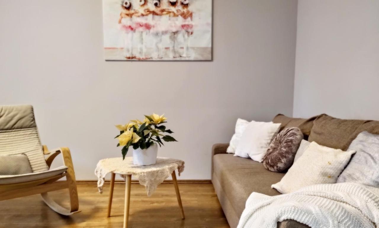 Cystersow Park Apartment Krakow Ngoại thất bức ảnh