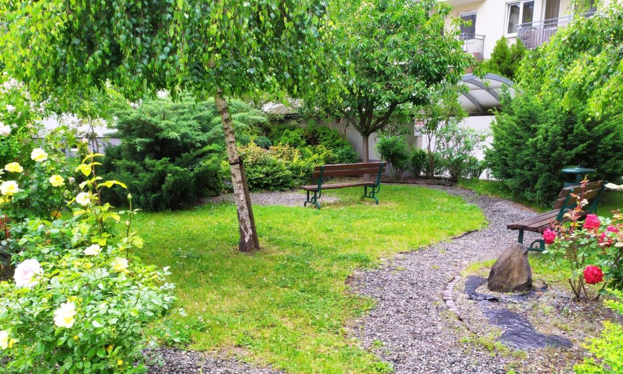 Cystersow Park Apartment Krakow Ngoại thất bức ảnh